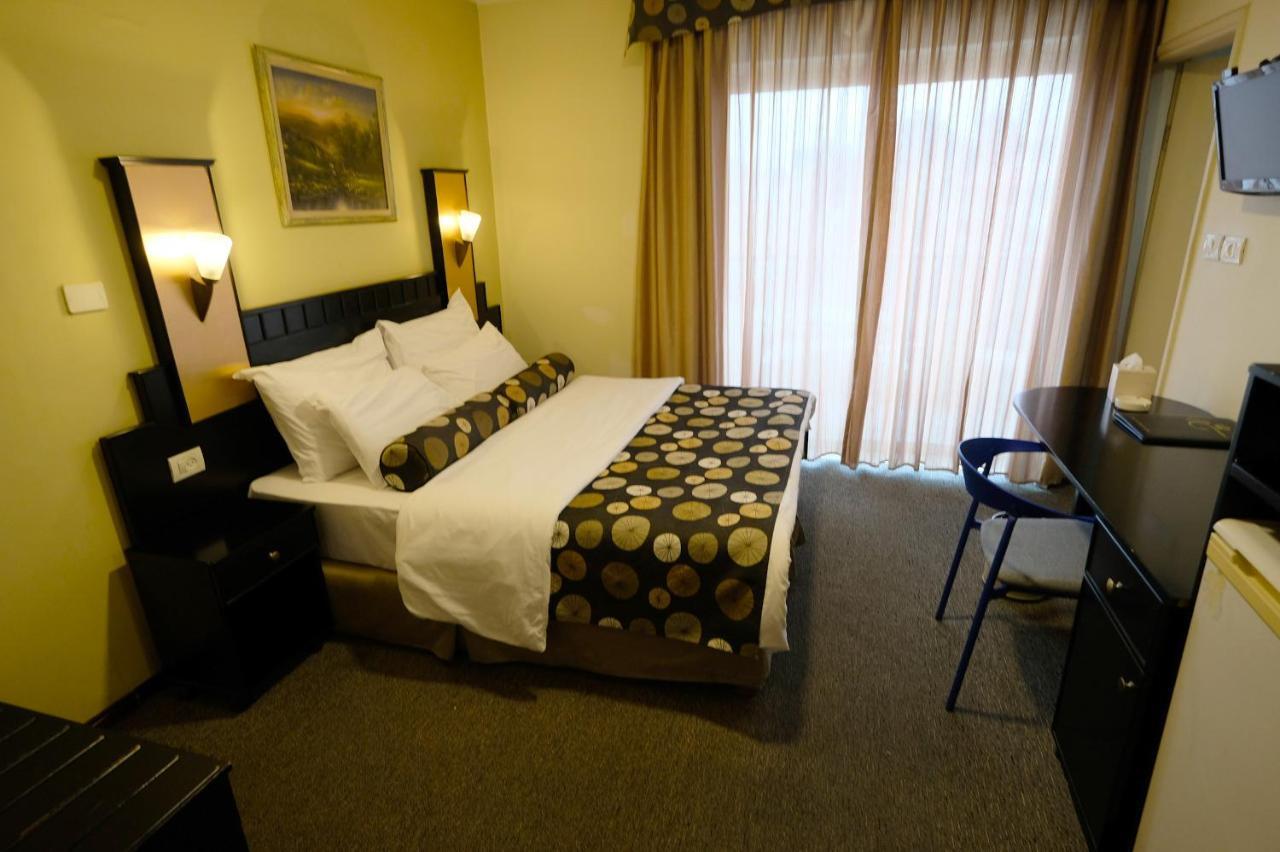 Royal Court Hotel Ramallah Ngoại thất bức ảnh