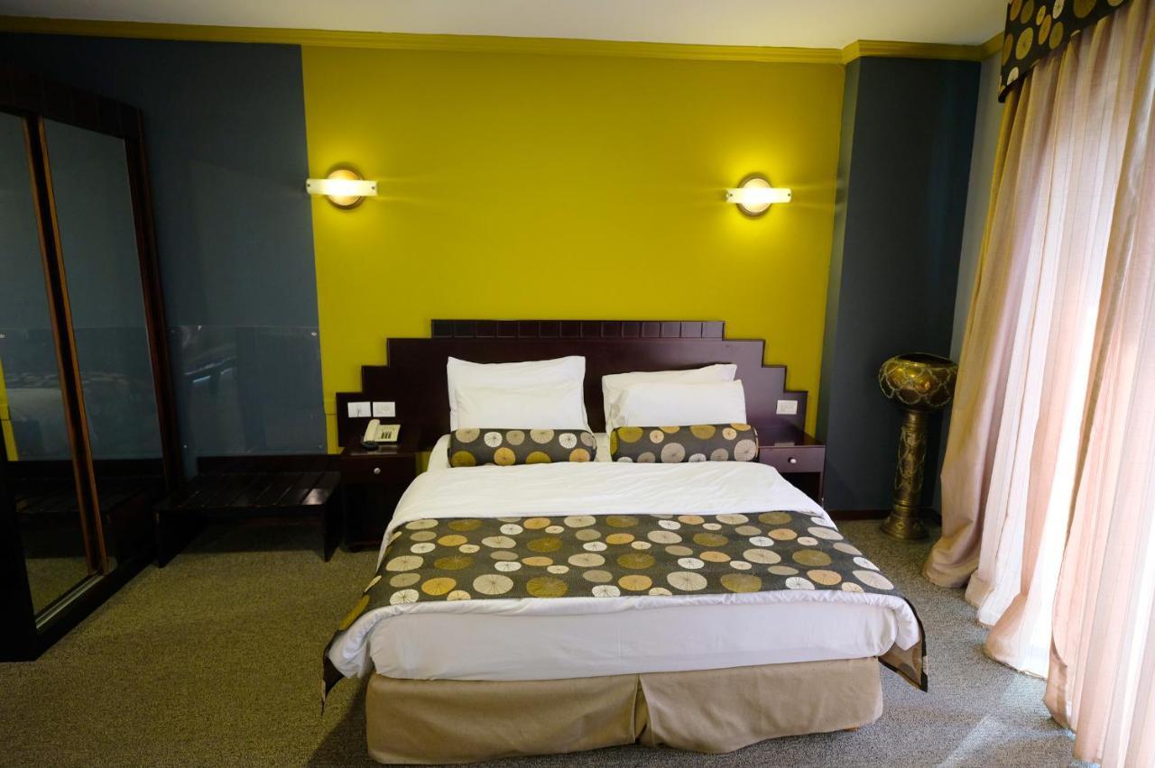 Royal Court Hotel Ramallah Ngoại thất bức ảnh