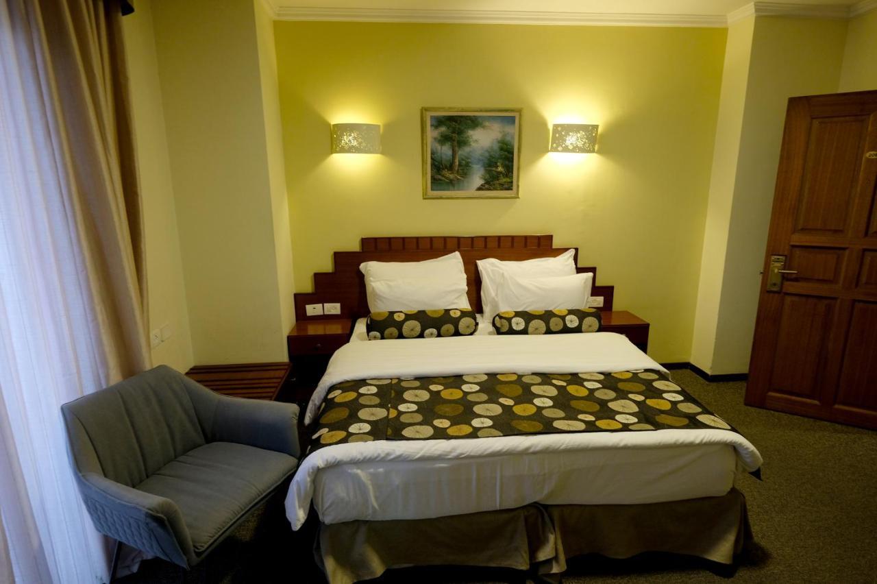 Royal Court Hotel Ramallah Ngoại thất bức ảnh