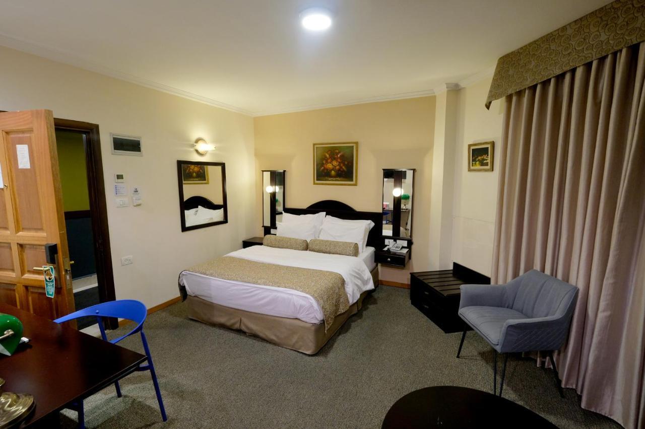Royal Court Hotel Ramallah Ngoại thất bức ảnh